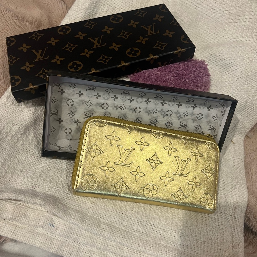 Brand new Louis Vuitton Women's Wallet